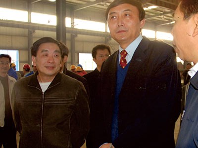 原湖南省副省長徐明華視察生產車間，彭琪董事長現場陪同